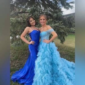 Sherrihill prom dress, size 2, blue, worn once.
